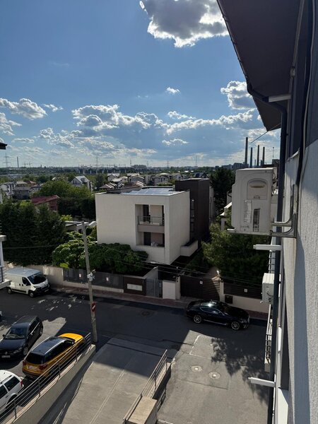 Titan - Trapezului - 10min. Metrou 1 Decembrie, loc parcare, mobilat, liber